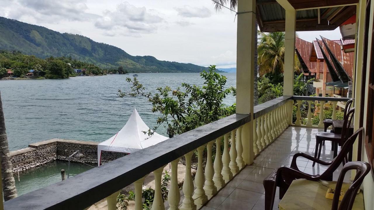 Sibayak Guesthouse Tuk Tuk Buitenkant foto